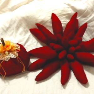 17" decorative succulent and 21" pumpkin ( handmade) +FREE 🎁